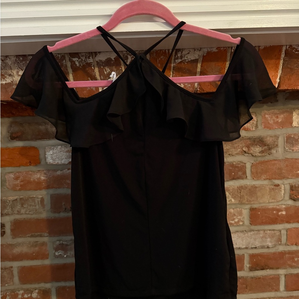 Chic Black Ruffle Top - Picture 2 of 2